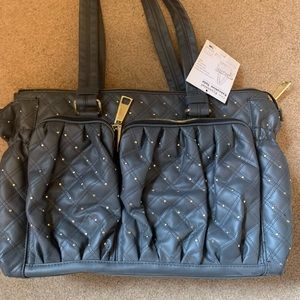 NWT Essential Tote with removable attachments (4pc)